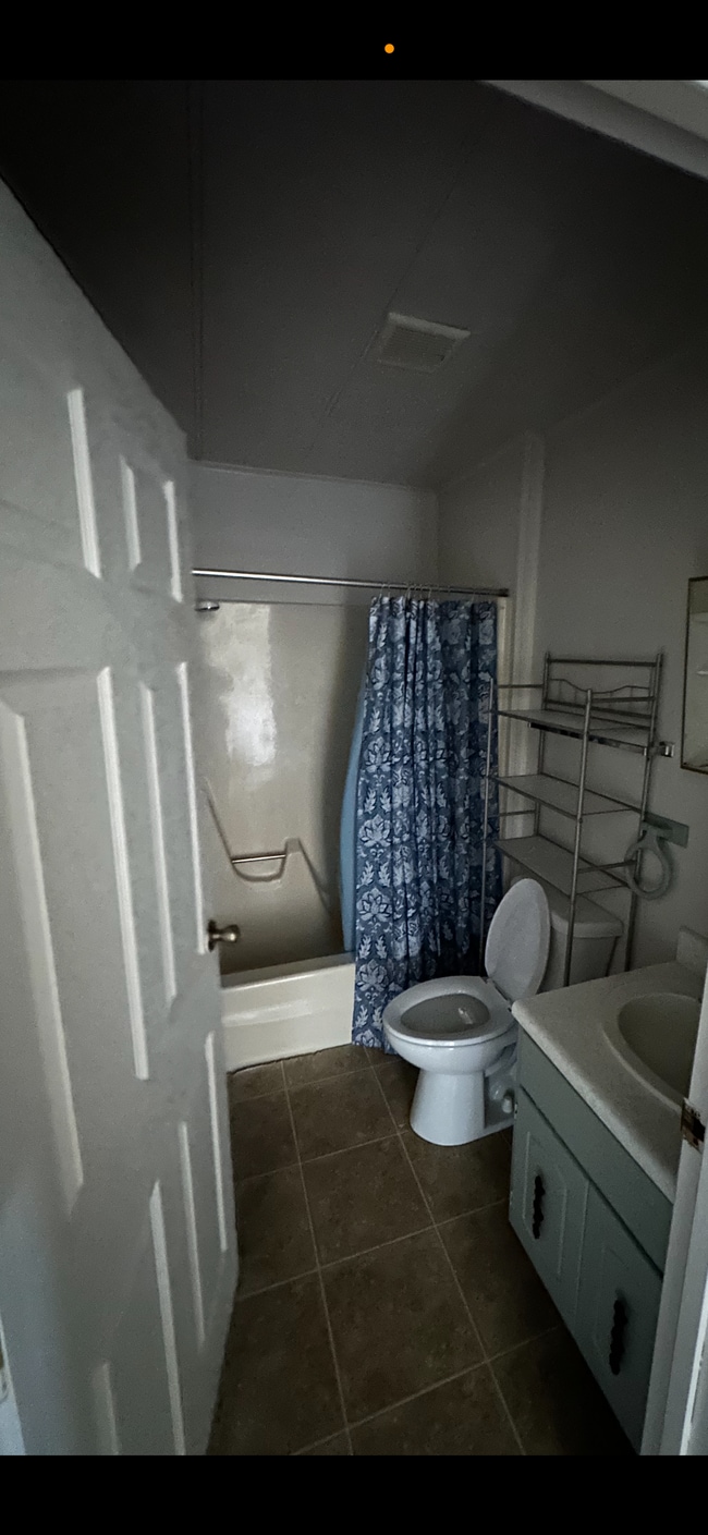 Building Photo - Jefferson