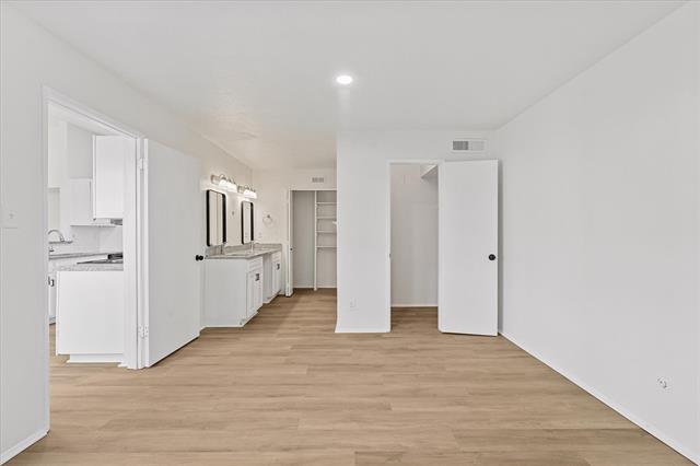 Building Photo - 4461 Chapman St