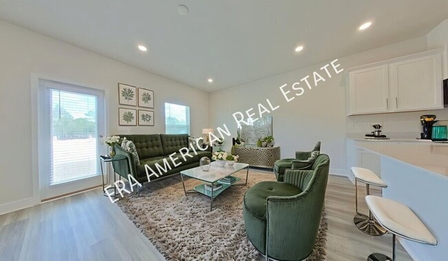 Building Photo - 2547 Cliff Hollow Cir