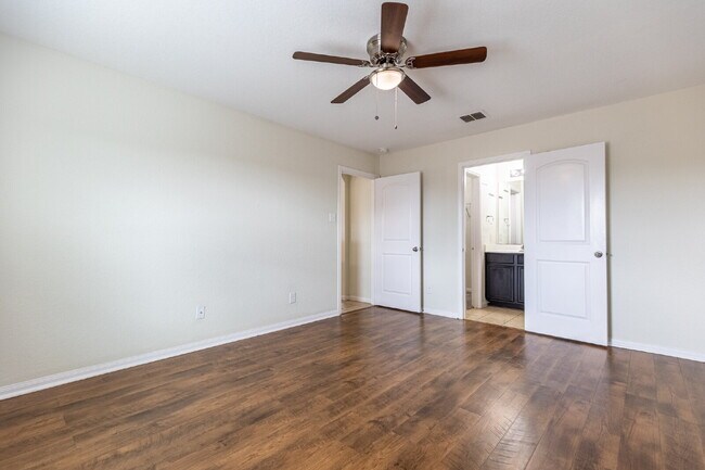 Building Photo - 12315 Fish Hook