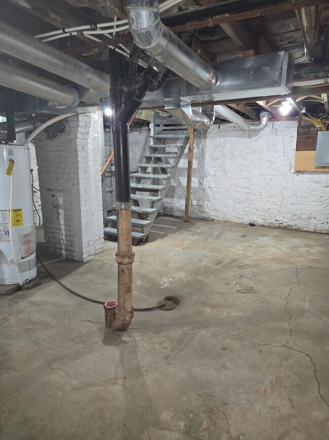 Building Photo - 5529 Michigan Ave