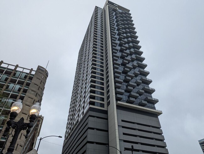 Primary Photo - Loft Style 1 Bed, 1 Bath with Balcony and ...