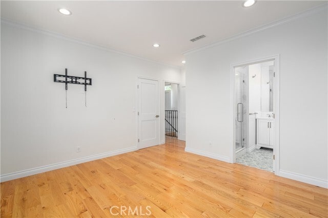 Building Photo - 8421 Bleriot Ave