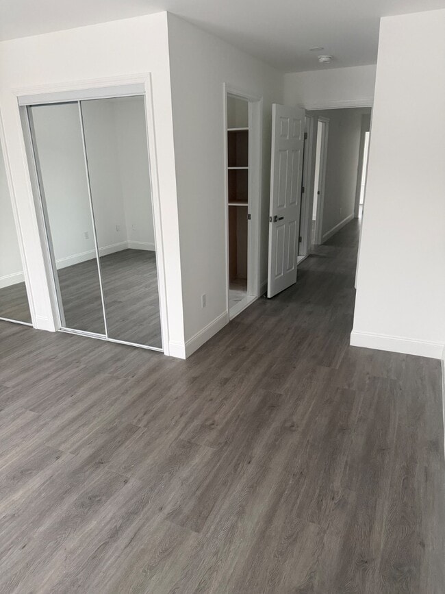 Building Photo - 15 Potomac St