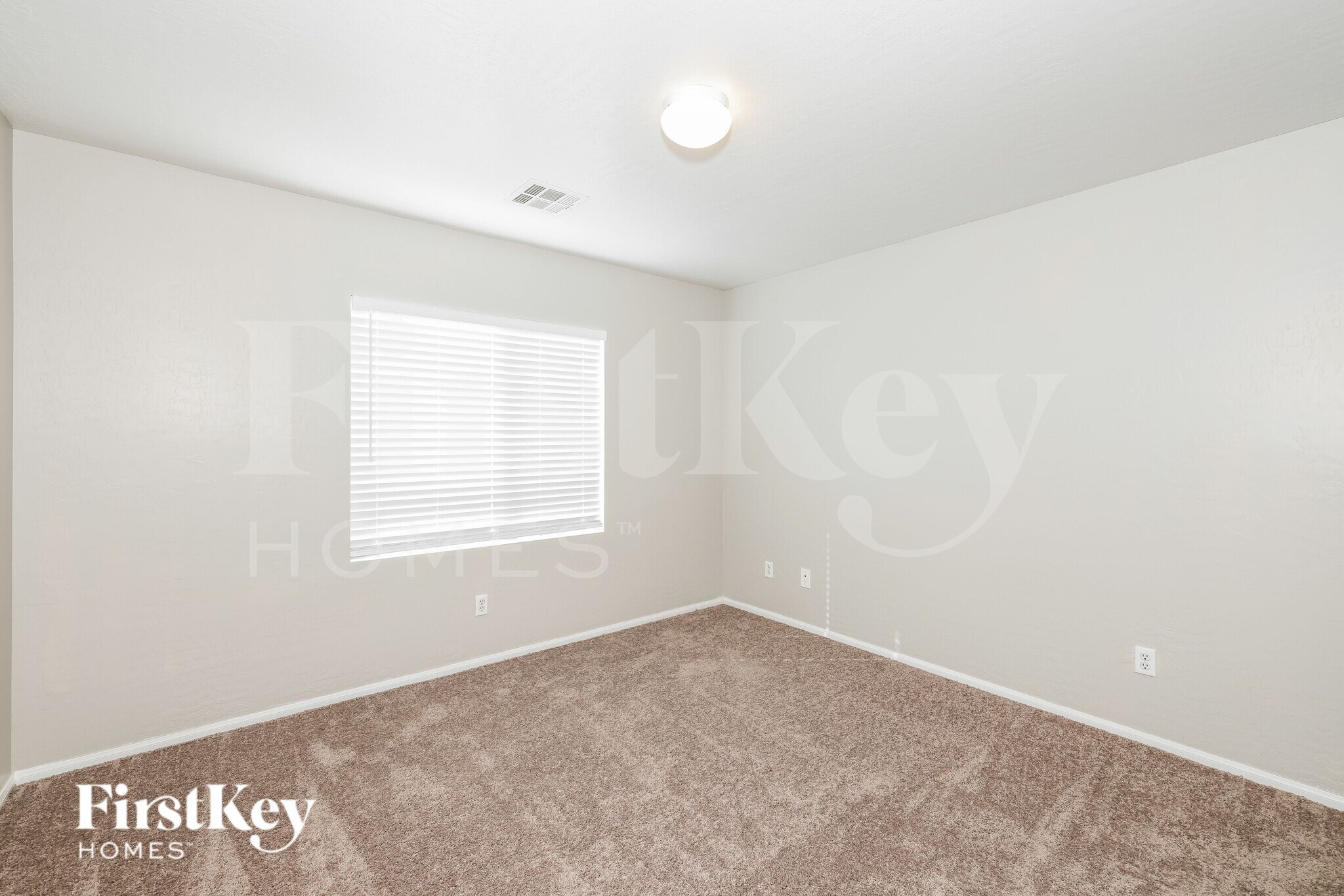 Building Photo - 1525 Beams Ave