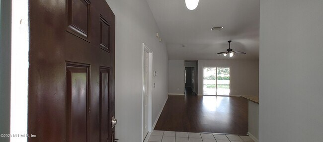 Building Photo - 1035 Beckingham Dr