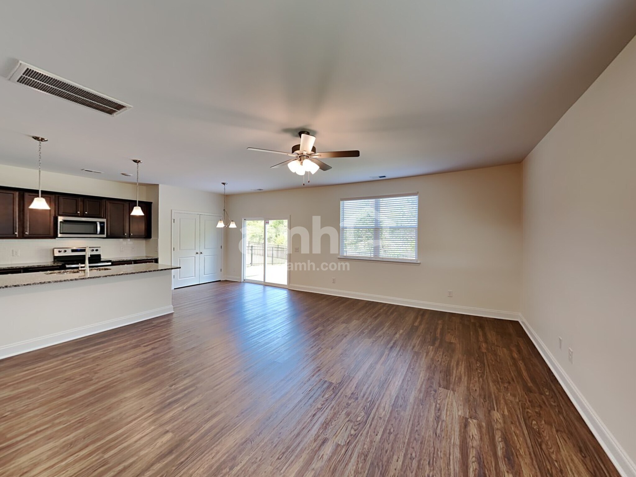 Building Photo - 3017 Lucky Ln