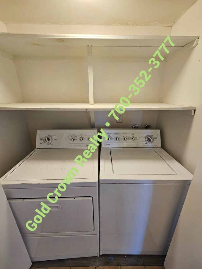 Building Photo - Condo for Rent in Gated Community