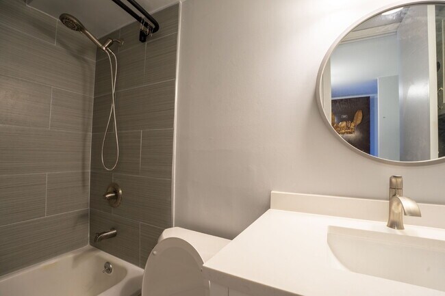 Building Photo - Ocean View Fully Furnished 1BR at Mokuleia Sands