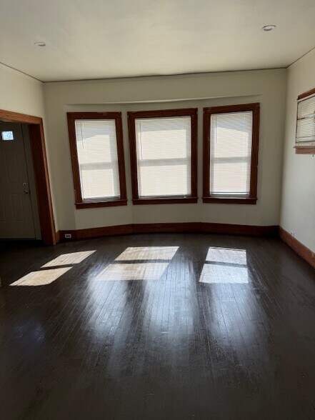 Building Photo - 5036 Dailey St
