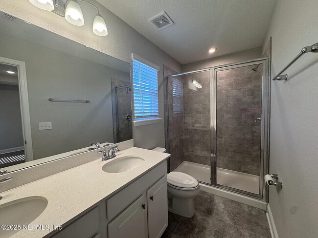 Building Photo - 13952 Sterely Ct N