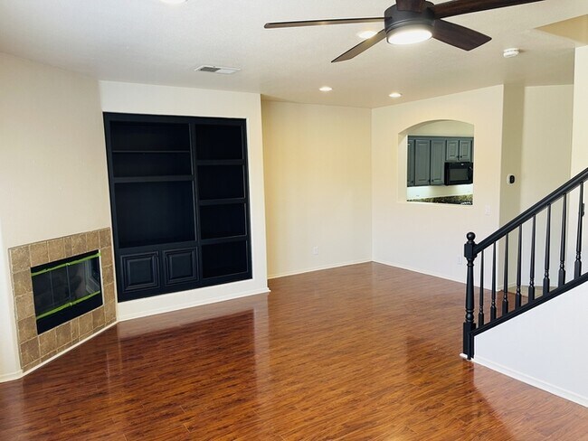 Building Photo - Condo