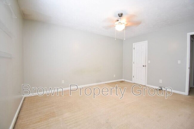 Building Photo - 6817 Sugarbin Ln