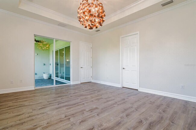 Building Photo - 12031 Medley Terrace