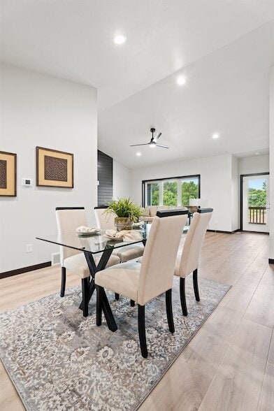 Building Photo - 1107 S Foss Ave