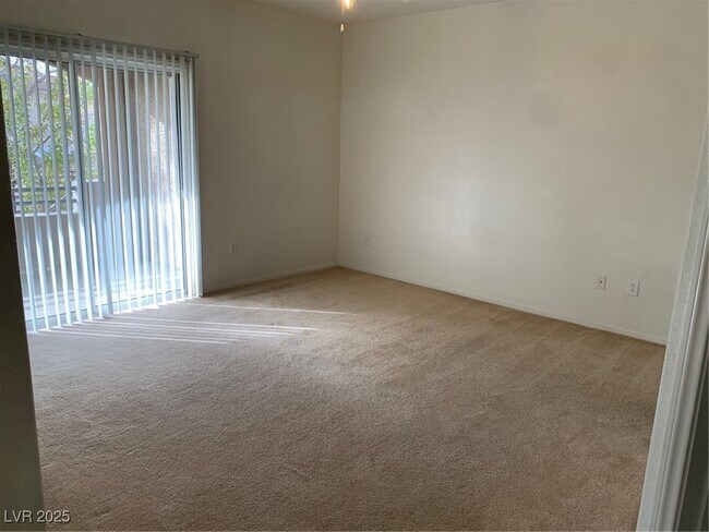 Building Photo - 833 Aspen Peak Loop