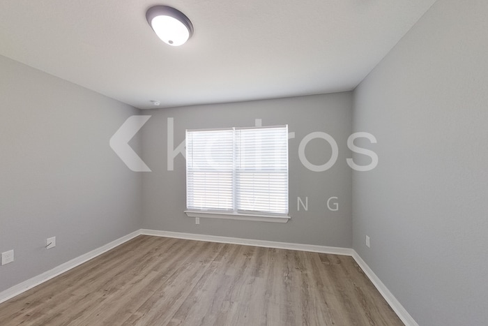 Building Photo - 1 Malauka Radial Cir