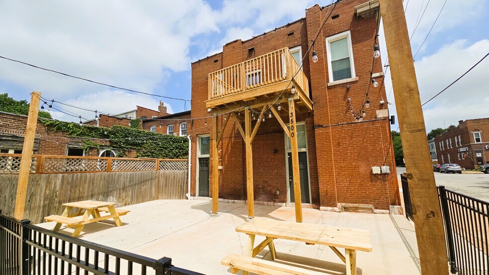 Building Photo - 3500 Magnolia Ave