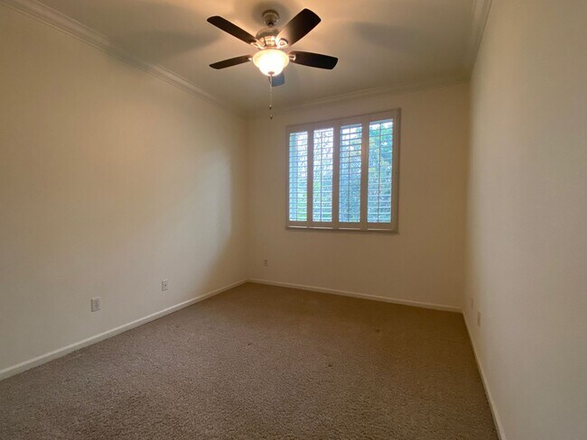 Building Photo - 3530 Callison Dr