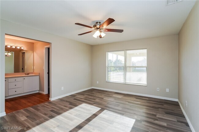 Primary Photo - 3748 NE 15th Pl