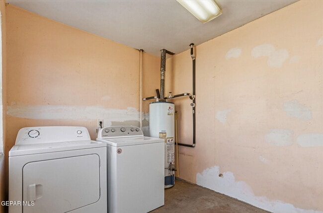 Building Photo - 1105 N Clark Dr