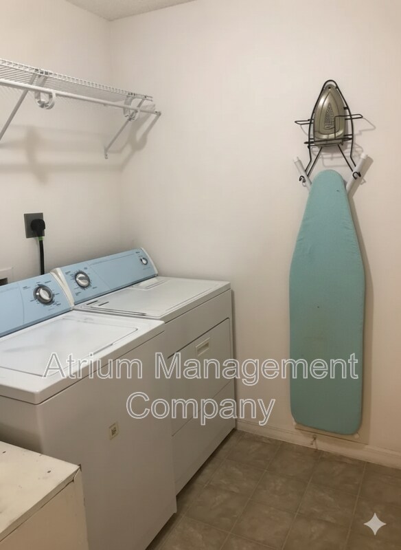 Building Photo - 4006 Wilkes Dr