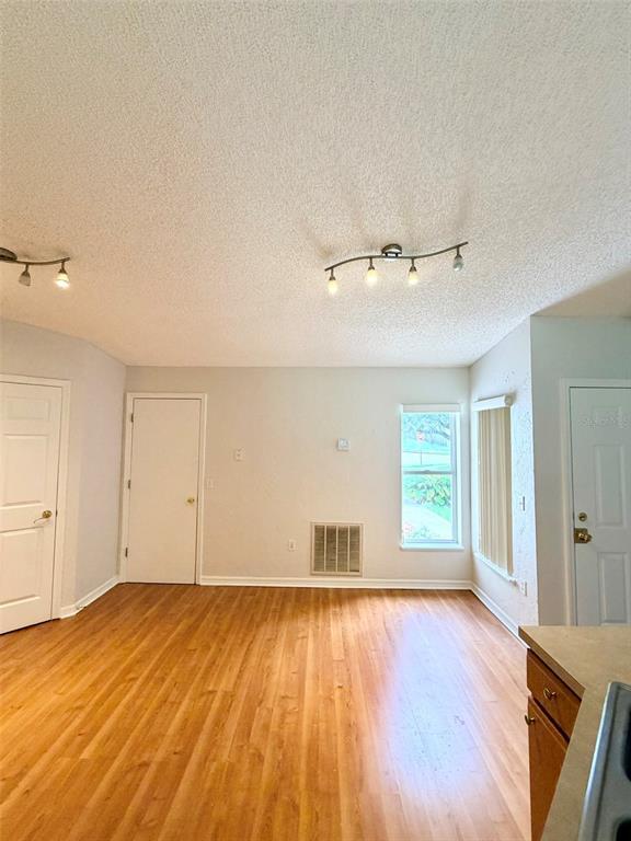 Building Photo - 602 Sun Bluff Ln