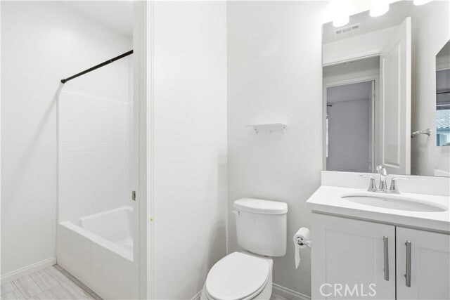 Building Photo - 4722 E Washington Ave