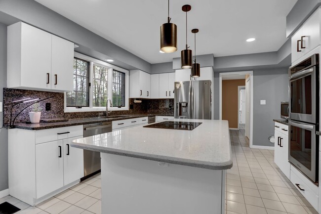 Building Photo - An Unbelievable Rental Opportunity – Grand...