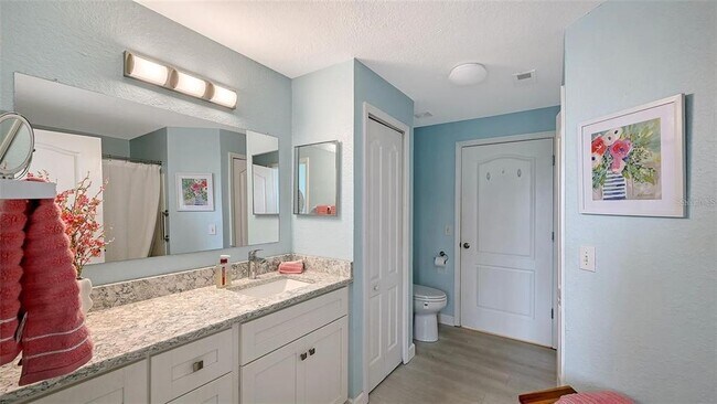 Building Photo - 4140 Central Sarasota Pkwy