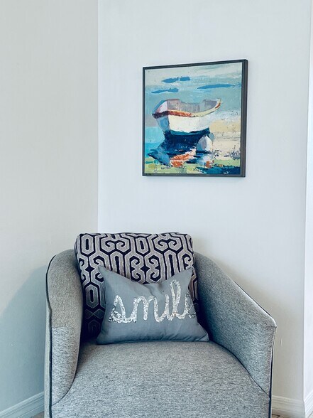 Building Photo - 4158 Tamiami Trl