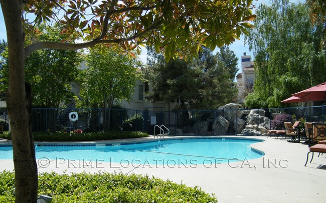 Building Photo - Best value 2 bedroom Rocklin condo