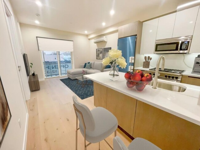 Primary Photo - 1 bedroom in Brooklyn NY 11223