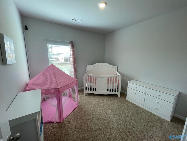 Building Photo - 7011 Nearpath Dr NW