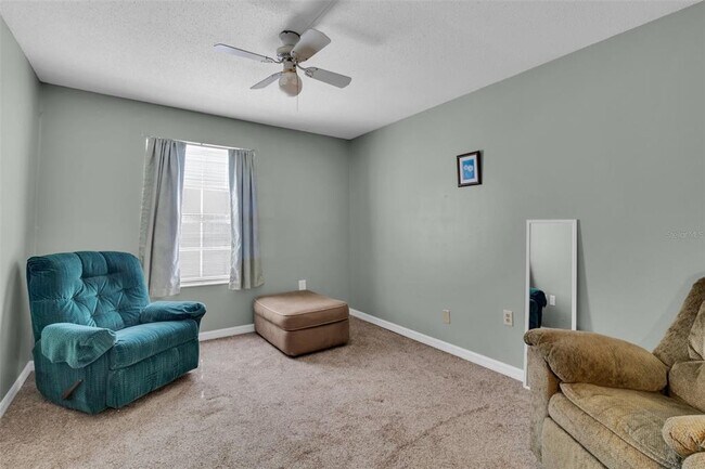 Building Photo - 3847 35th Way S