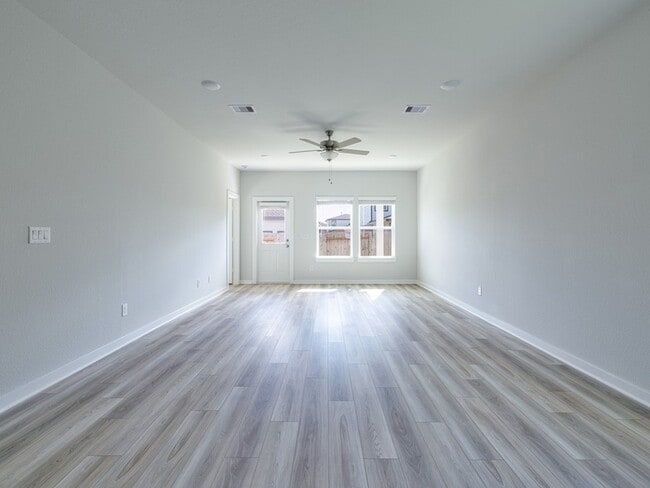 Building Photo - 8419 Sweet Cherry Ln