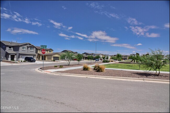 Building Photo - 6980 White Mesquite Wy