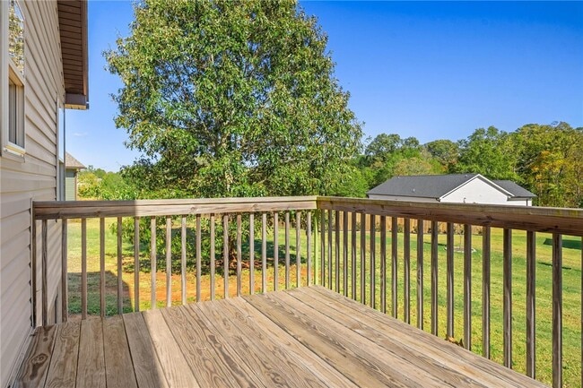 Building Photo - 300 Cottage Hl Ct