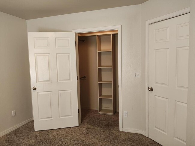 Building Photo - 2805 Conner Dr