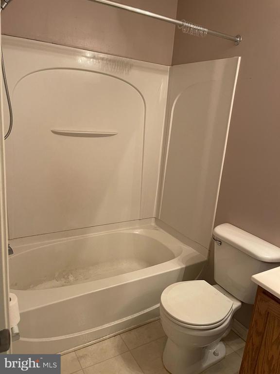 Building Photo - 231 Wilmore Dr