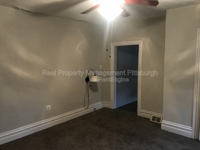 Building Photo - 4554 Friendship Ave