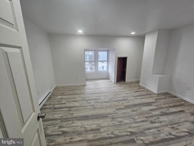 Building Photo - 509 Fairview St