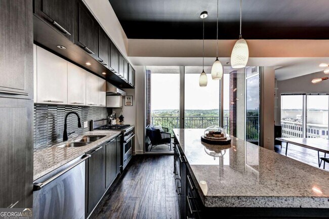 Building Photo - 1820 Peachtree St NW