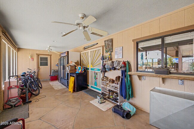 Building Photo - 20537 W Gordon Way