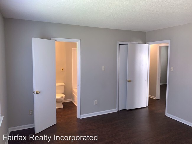 Building Photo - 3 br, 2 bath House - 3221 Dearborn Drive