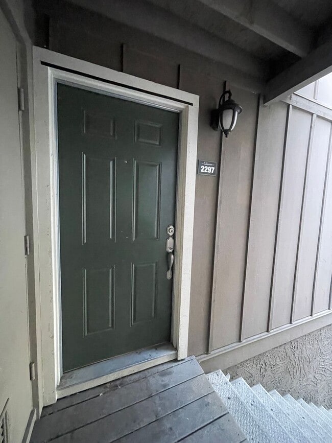 Primary Photo - Wonderful Updated 2 Bedroom 2 Bath Upstairs Corner Unit