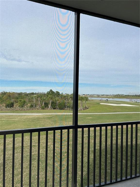 Building Photo - 12180 Wellen Golf St