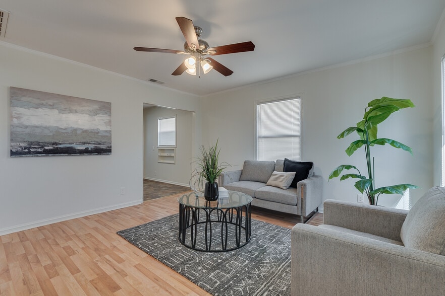 Living Room - 1733 Melba Ct