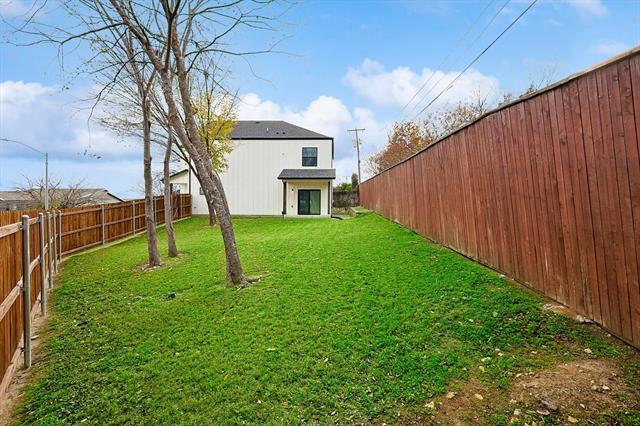 Building Photo - 4912 Ridglea Ln