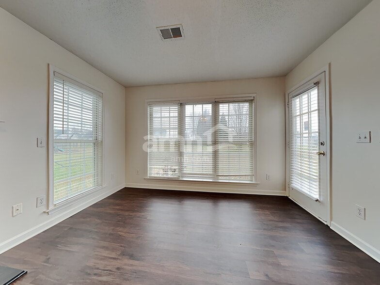 Building Photo - 3658 Canopy Oak Ct